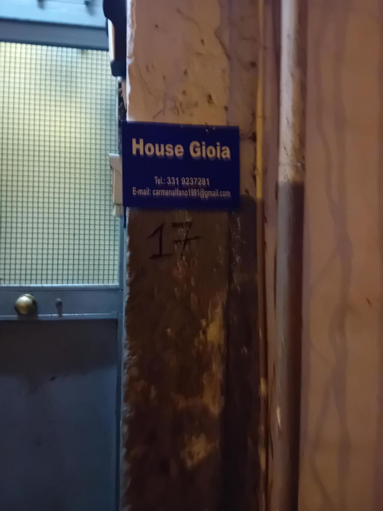House Gioia Apartment Napoli Bagian luar foto
